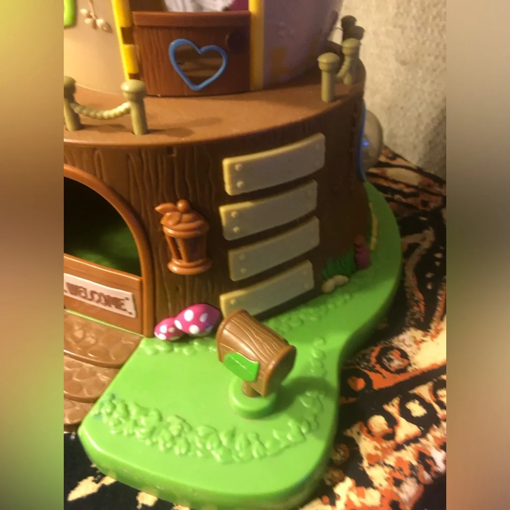Li'l Woodzeez Acorn 3 Story Treehouse No Figures